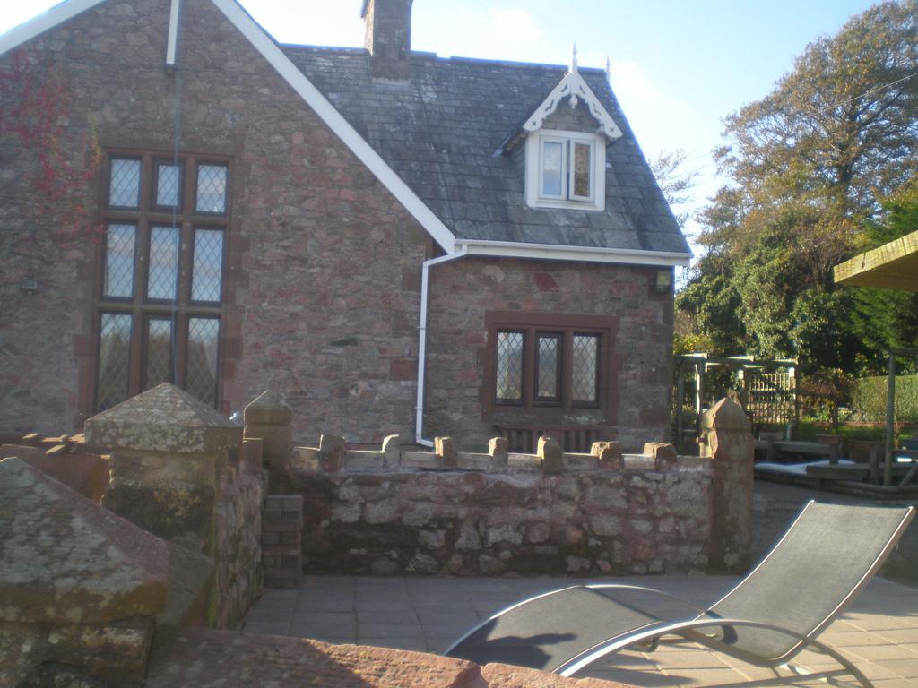 The Old School And Betty'S B&B Whitehaven Exterior foto